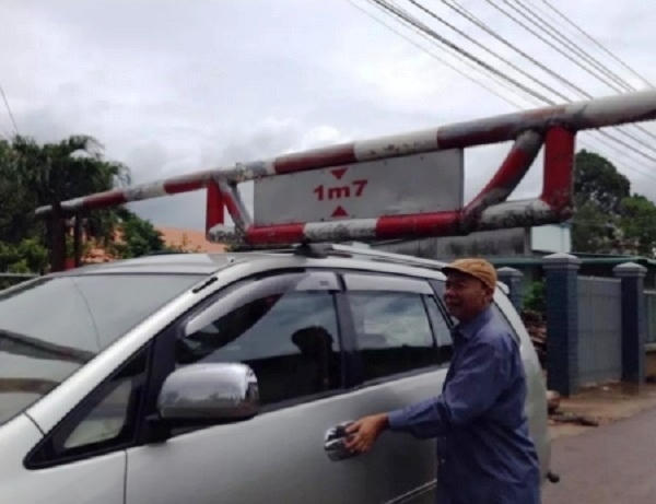 Đường D12 cấm xe từ 10 tấn trở lên lưu thông.