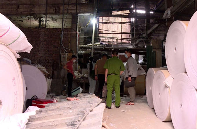 Năm 2021, Công ty TNHH giấy Kraft Phương Yến “nằm trong danh sách” 97 97 cơ sở sản xuất giấy nằm trên đất nông nghiệp, đất thủy lợi và đất cây xanh ở phường Phong Khê, TP Bắc Ninh.