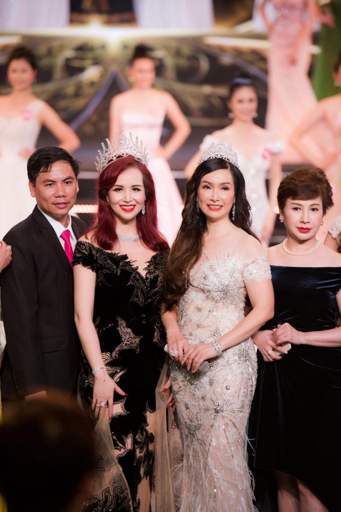 Diệu Hoa, H&agrave; Kiều Anh c&ugrave;ng đọ sắc với v&aacute;y Ho&agrave;ng Hải