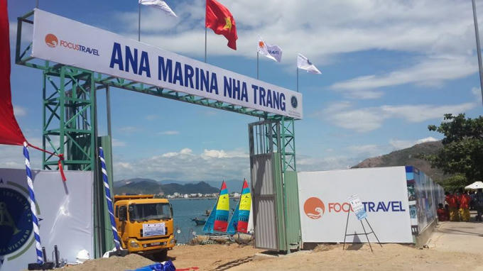 Bến du thuyền Ana Marina do Công ty TNHH Thương Mại & Du Lịch Trọng Điểm (Focus Travel) thực hiện từng có biểu hiện bất thường trong quá trình phê duyệt, cấp phép cũng như “đổ đá lấp biển rồi …nằm im!