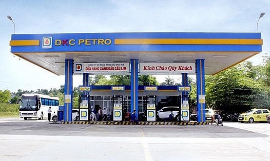 Thiên Minh Đức sở hữu mạng lưới phân phối 100 đại lý bán lẻ xăng dầu mang thương hiệu DKC Petro. Ảnh: DCK Petro.