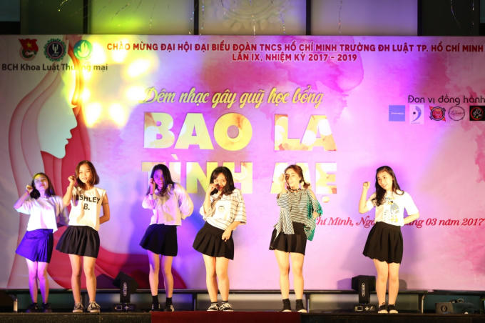 Đức Phúc, Giang Hồng Ngọc gây xúc động khi hát về mẹ