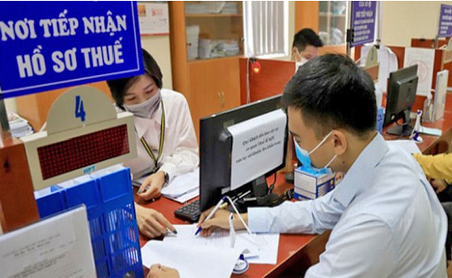 Ngành Thuế thu ngân sách lớn nhất từ trước đến nay đạt mức trên 2 triệu tỷ đồng. Ảnh minh hoạ.