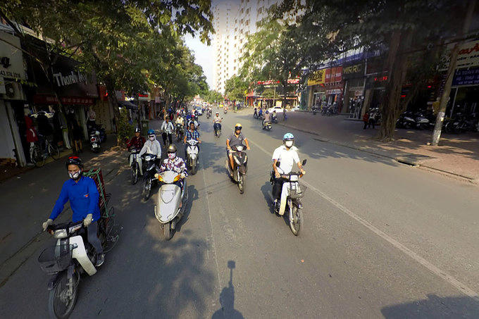 Những tuyến phố được xén thảm cỏ, mở rộng đường ở thủ đô