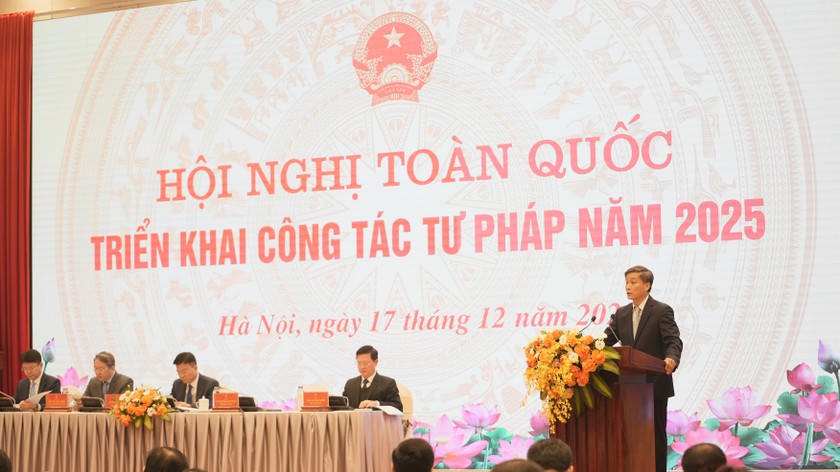 Toàn cảnh hội nghị.