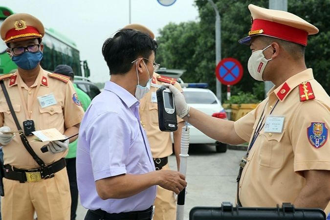 Tăng cường tuần tra, kiểm soát, xử lý nghiêm các hành vi vi phạm là nguyên nhân trực tiếp dẫn đến tai nạn giao thông. (Ảnh minh họa)