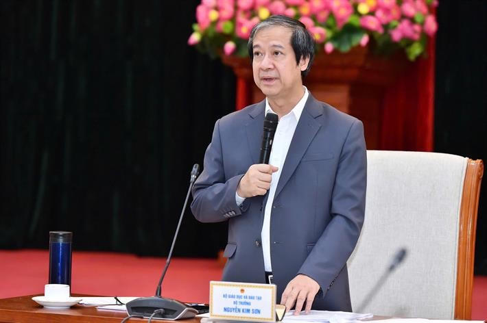 Bộ trưởng Nguyễn Kim Sơn cho rằng, đây là một cuộc cải cách về thể chế, mở đường cho giáo dục và đào tạo đáp ứng yêu cầu mới, tiếp tục đổi mới mạnh mẽ hơn. Ảnh: Moet