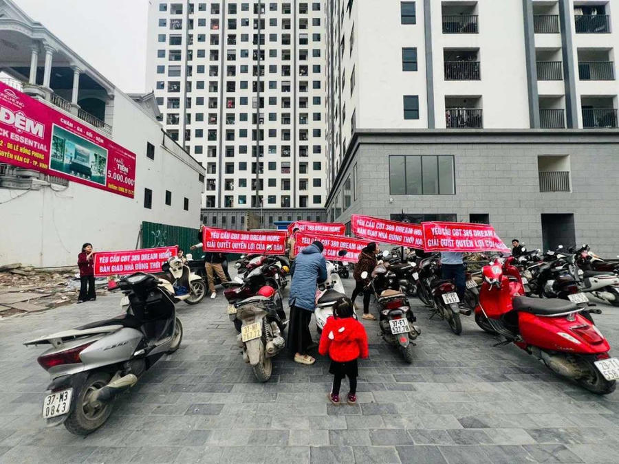 Cư dân chung cư Lũng Lô - Vinh phản đối mức phí dịch vụ trước đó.