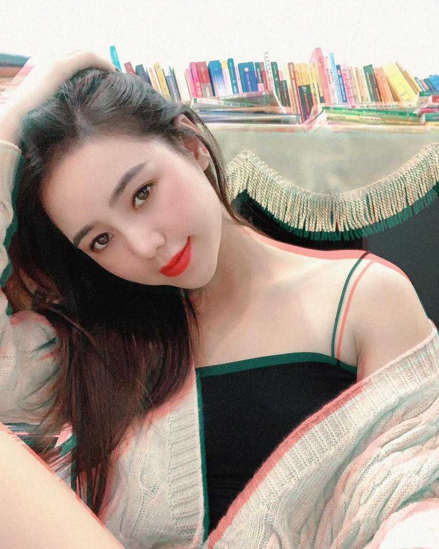 chi pu khoe dang quyen ru voi do the thao cuc chat khien fan tram tro hinh anh 5