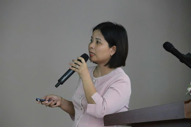 TS. Phạm Thị Bích – Trường Đại học Khoa học Tự nhiên, Đại học Quốc gia Hà Nội trình bày báo cáo “Đánh giá tác dụng sản phẩm Smart A kiểm soát tính lên men một số dòng tế bào ung thư nuôi cấy”.