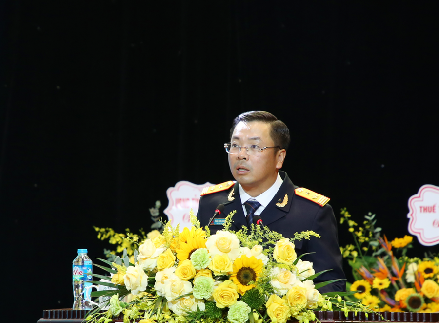 Phó Cục trưởng Cục Hải quan Trần Đức Hùng chỉ đạo một số nhiệm vụ trọng tâm.