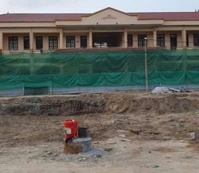 Trước khi dừng thi công, các nhà thầu đã hoàn thành 8 cọc khoan nhồi.