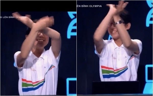 Màn múa quạt của Huệ Anh thu hút nhiều ý kiến trái chiều