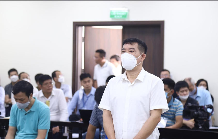 Bị cáo Phùng Anh Lê tại phiên tòa sơ thẩm.