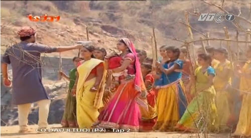 Sự can đảm không màng tới cái chết mà đạo diễn xây dựng cho Anandi 3 trong lần đầu xuất hiện có giúp cô cứu vớt lại được nhan sắc.