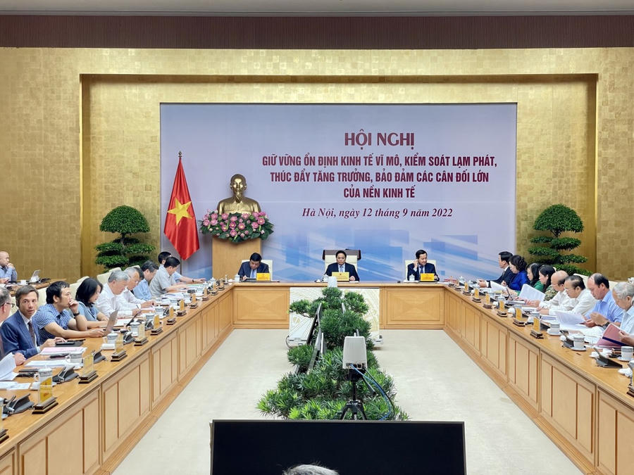 Ngành Công thương tăng tốc thực hiện " bộ tứ chiến lược " hướng tới mục tiêu tăng trưởng kinh tế.