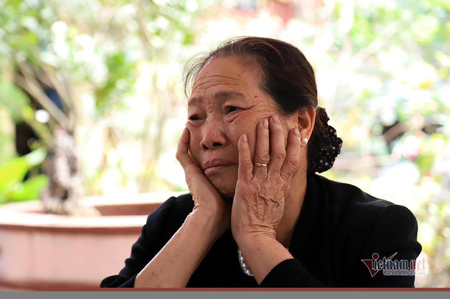 Mẹ Thượng tá Nguyễn Huy Thịnh.
