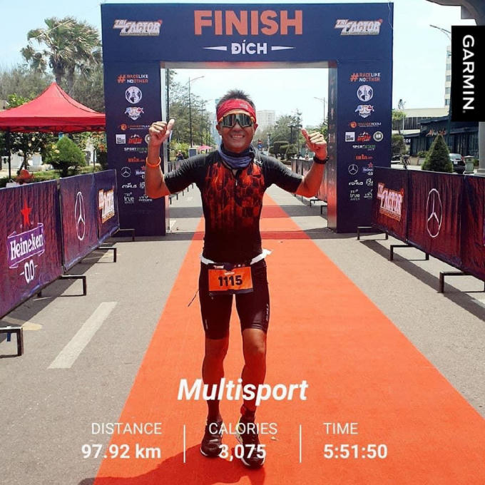 59908F18-8900-4563-8D36-E8C5A366F3A7.