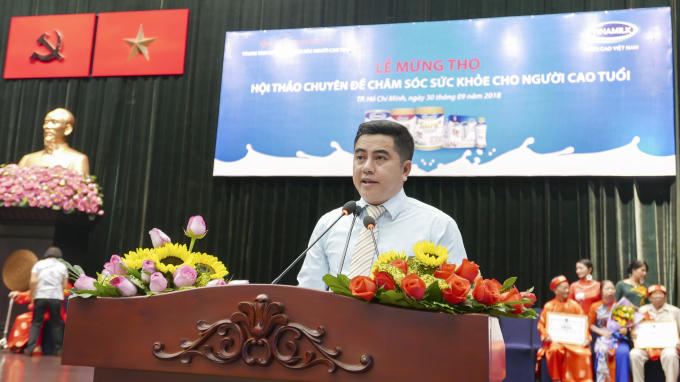 Vinamilk đồng hành tổ chức lễ mừng thọ & chăm sóc sức khỏe cho 1.000 người cao tuổi