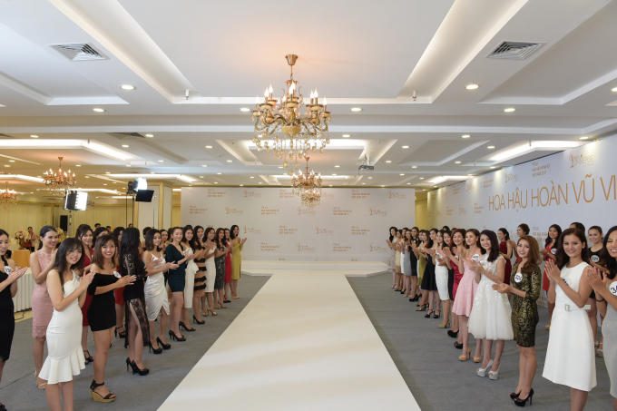 Các thí sinh tham gia vòng sơ khảo.