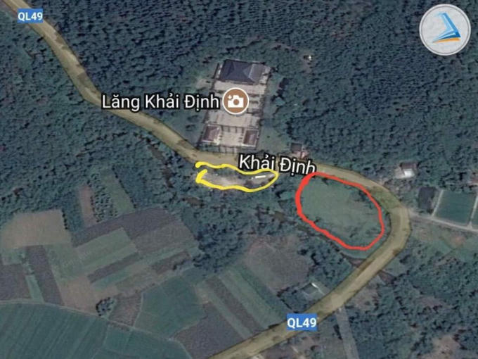 Vị trí khoan màu vàng là bãi đỗ xe cũ, khoanh màu đỏ là dự án bãi xe đỗ mới.