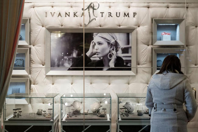 Trong năm 2017, Ivanka M. Trump Business Trust kiếm được hơn 5 triệu USD trong năm 2017, theo các số liệu tài chính.