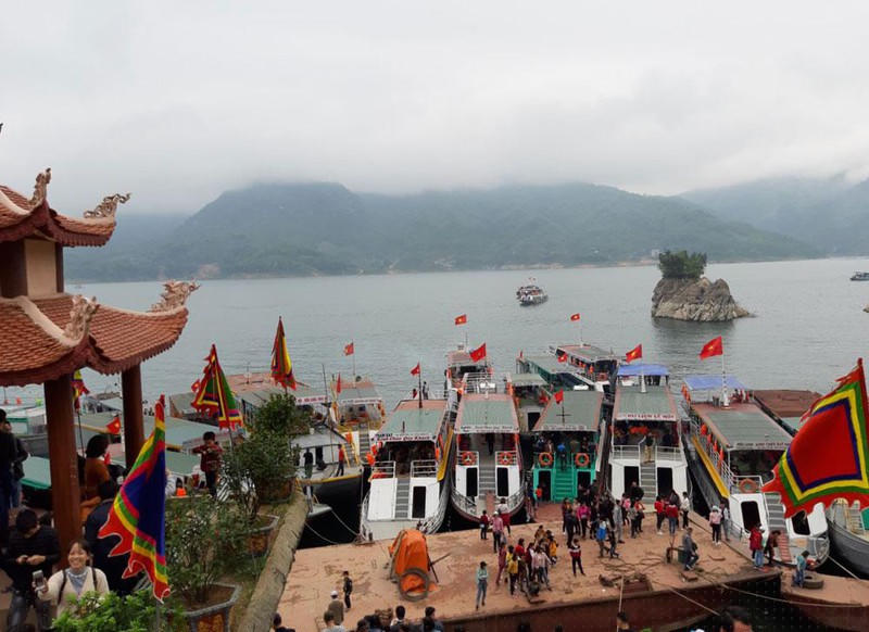 Hòa Bình đẩy mạnh phát triển khách du lịch nghỉ dưỡng, du lịch tâm linh.