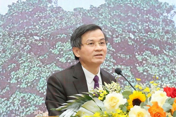 Phó Giáo sư, Tiến sĩ Đoàn Minh Huấn, Ủy viên Ban Chấp hành Trung ương Đảng, Phó Giám đốc Thường trực Học viện Chính trị quốc gia Hồ Chí Minh kết luận hội thảo.