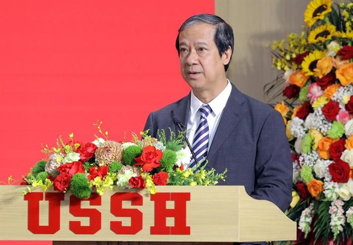 Bộ trưởng Bộ GD&ĐT Nguyễn Kim Sơn.