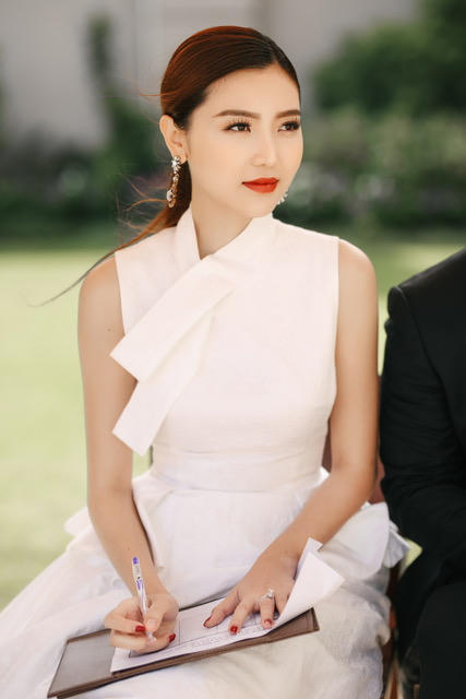 Hoa hậu Ngọc Duyên tinh khôi chấm thi Miss Tourism ở Vũng Tàu