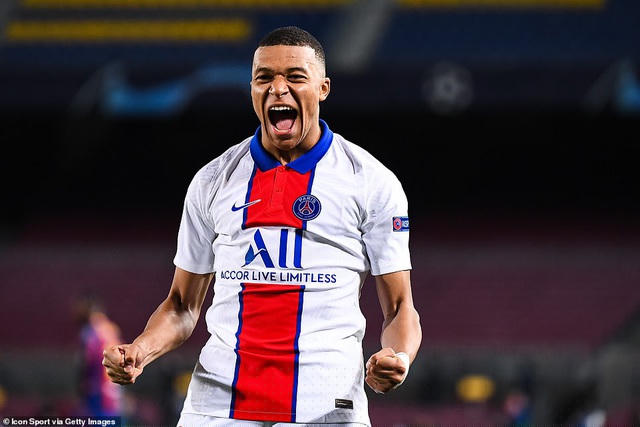 Niềm vui của Mbappe sau cú hattrick lịch sử
