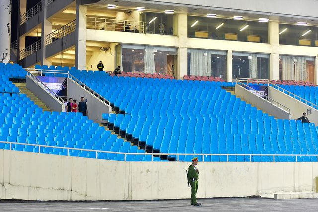 Mặc dù vé vào sân VFF bán online, có thể dễ dàng mua được không quá tải như trước đây nếu người hâm mộ chuẩn bị sẵn sàng các bước thủ tục mua và thanh toán.