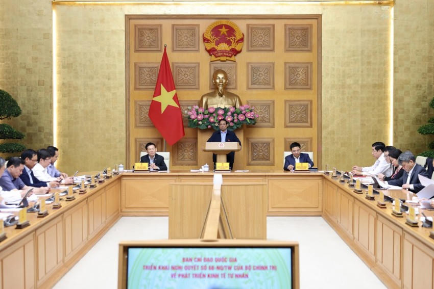 Toàn cảnh phiên họp. Ảnh: VGP
