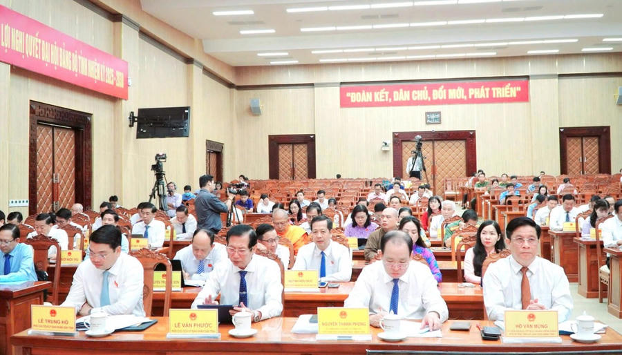 Quang cảnh kỳ họp.