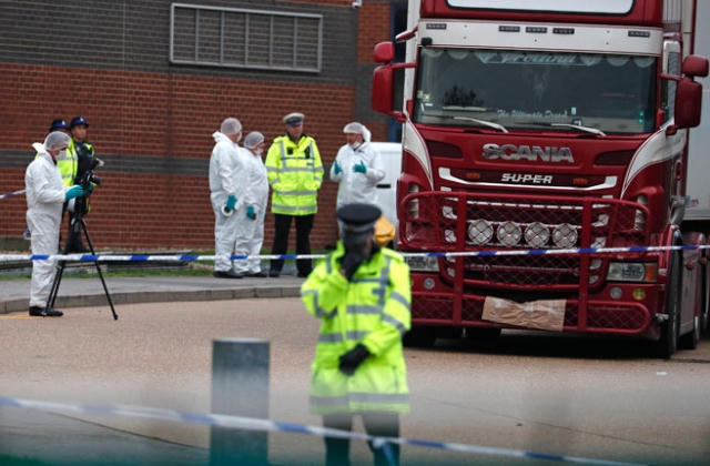 Đang xét xử vụ án 39 người Việt chết trong xe container tại Anh