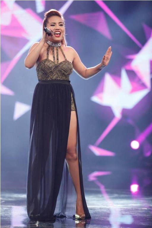 Janice Phương thể hiện ca khúc "Titanium" trong đêm thi lần này.