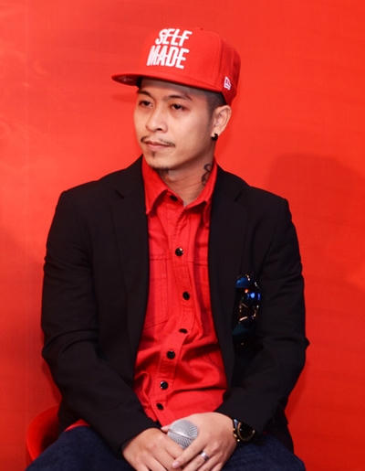 Đạo diễn Việt Max