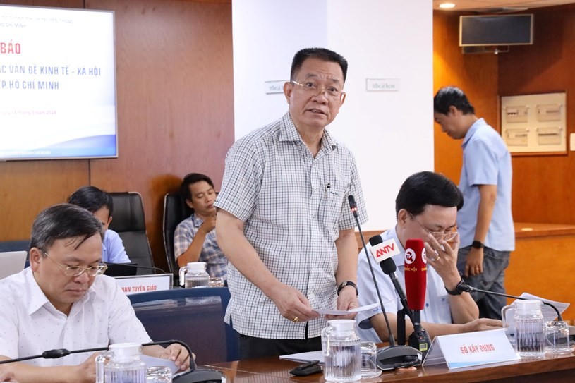 Giám đốc Trung tâm Quản lý hạ tầng kỹ thuật, thuộc Sở Xây dựng TP.HCM Vũ Văn Điệp phát biểu tại buổi họp báo