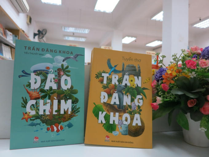 Hai tác phẩm của nhà thơ Trần Đăng Khoa xuất hiện tại Tuần lễ sách Sơn Trà.