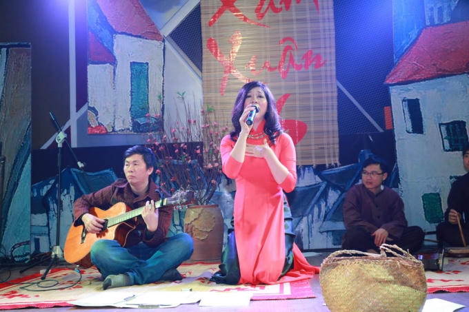 Nghệ sĩ Quỳnh Hoa với "Cây đàn bỏ quên"