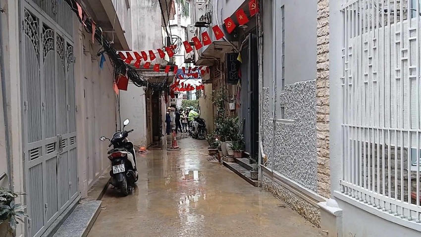 Người dân đã trở lại cuộc sống bình thường sau sự cố phun trào bùn.
