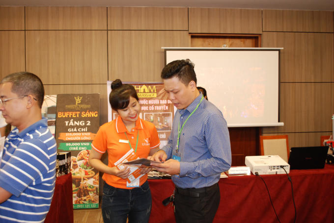 2.000 lượt khách tham dự tại Hội nghị và triển lãm khởi nghiệp Đà Nẵng SURF 2017.