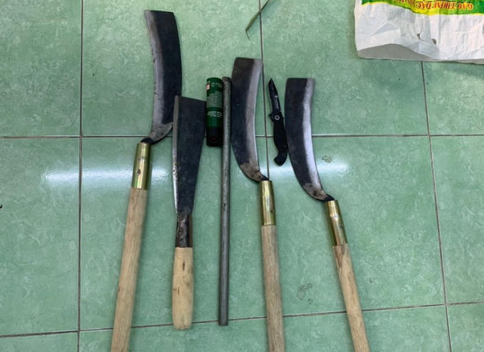 Hung khí nhóm thanh niên dùng để giải quyết mâu thuẩn