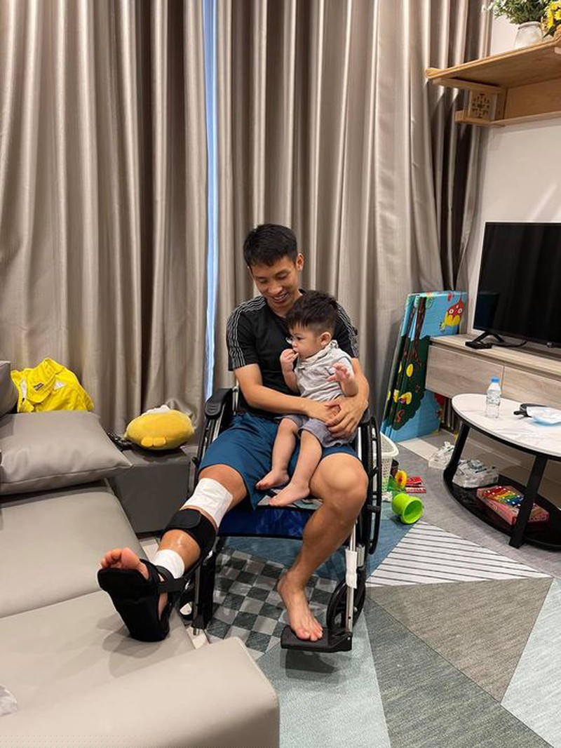 Đỗ Hùng Dũng chia sẽ hình ảnh ấm cúng tại gia đình mình