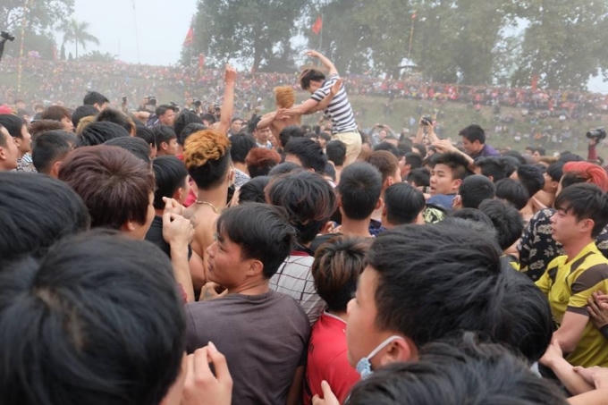 Lễ hội phết Hiền Quang được bắt đầu vào 14h.