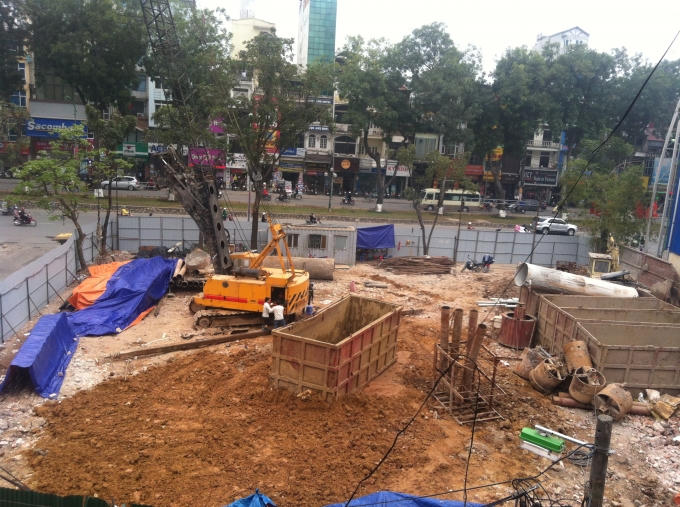 Hiện trường nơi xảy ra sự cố sập cần cẩu.