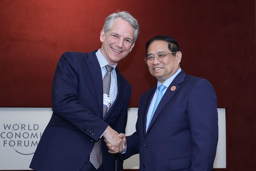 Ông Peter Koerte cho biết, Siemens mong muốn tham gia các dự án phát triển hạ tầng, nhất là phát triển đường sắt tốc độ cao của Việt Nam - Ảnh: VGP.