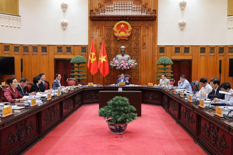 Thủ tướng Chính phủ Phạm Minh Chính chủ trì cuộc họp của Thường trực Chính phủ xem xét Đồ án quy hoạch trục đại lộ cảnh quan sông Hồng và Khu đô thị thể thao Olympic, Thủ đô Hà Nội.
