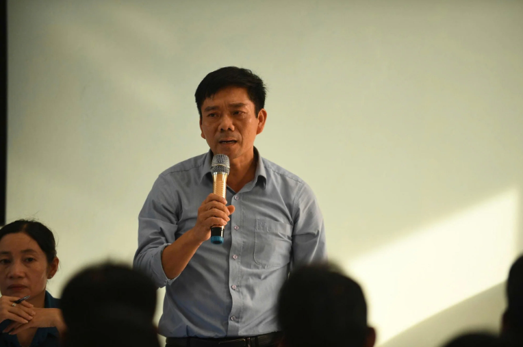 Ông Đỗ Văn Mỹ - Hiệu trưởng Trường Phổ thông dân tộc bán trú Tiểu học Kim Thủy.