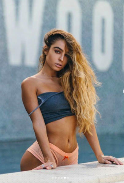 Vóc dáng 'bốc lửa' của mẫu nữ thể hình sexy hàng đầu ở Mỹ - ảnh 8
